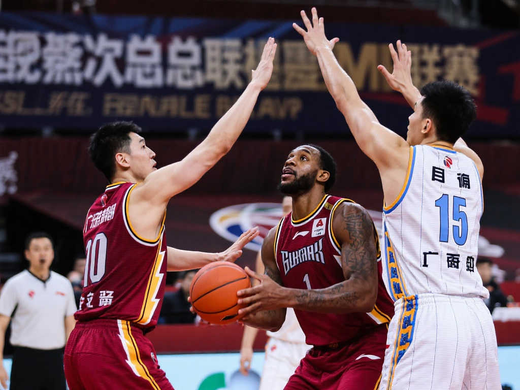 严密盯防 严密盯防